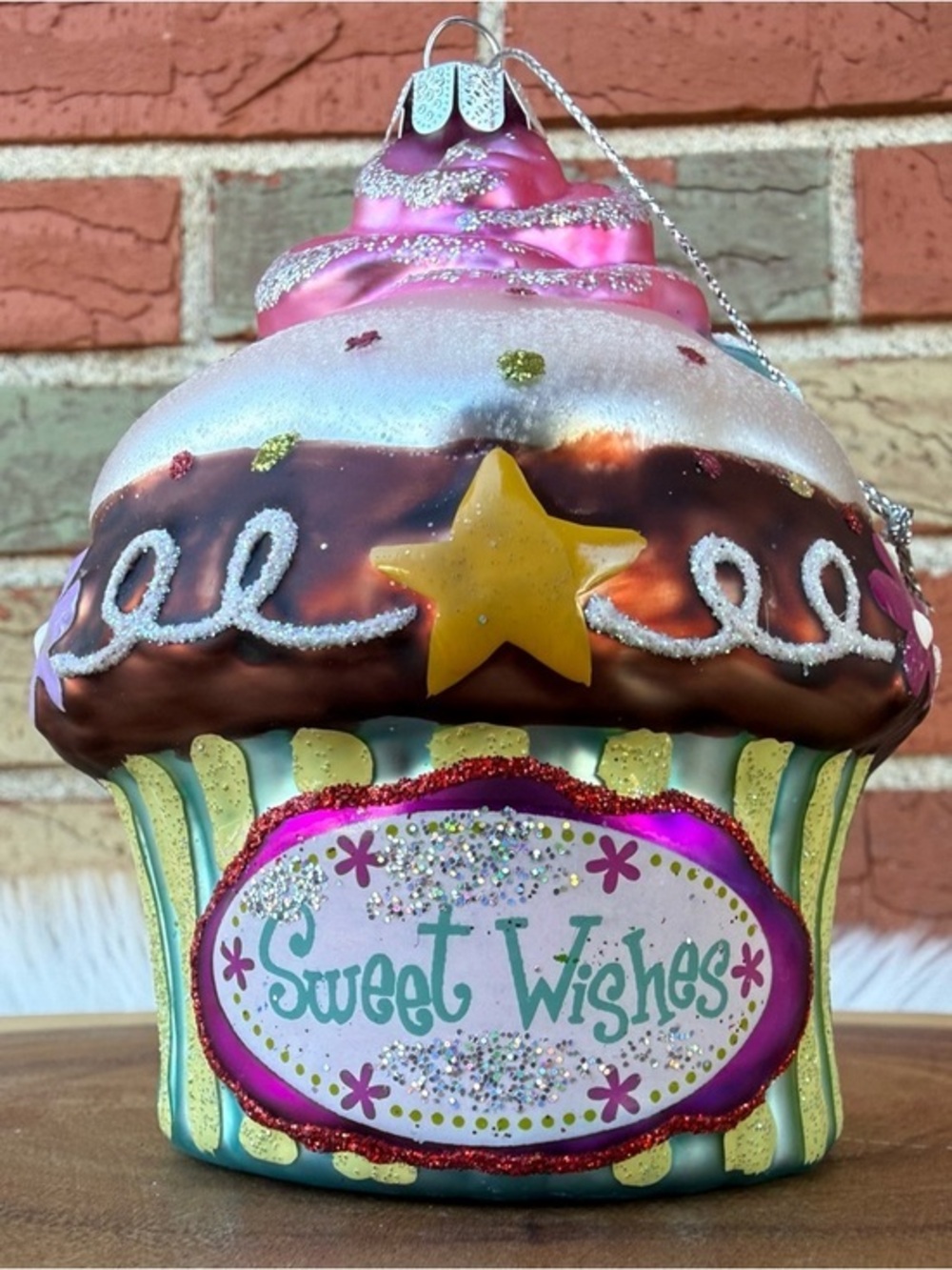 Sweet Wishes Glass Painted Christmas Holiday Collectible Ornament 🧁